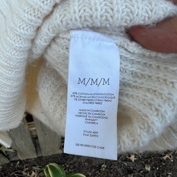 Cabi cream long v-neck cardigan, Size M - Picture 6 of 11